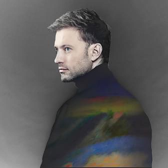 Benjamin Appl with Fischer-Dieskau Artwork